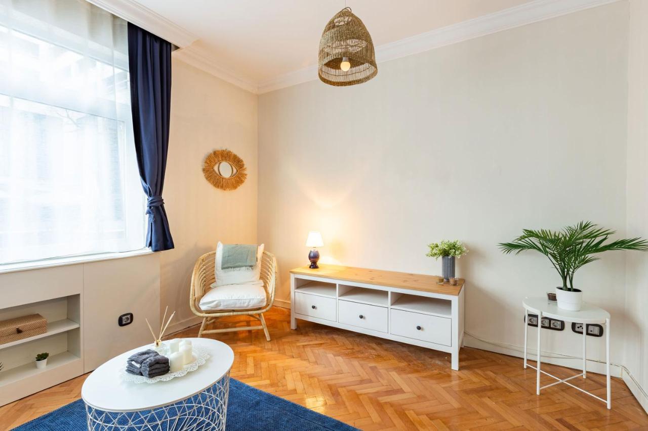 Ferienwohnung Flat With Excellent Location In Tesvikiye, Sisli Istanbul Exterior foto
